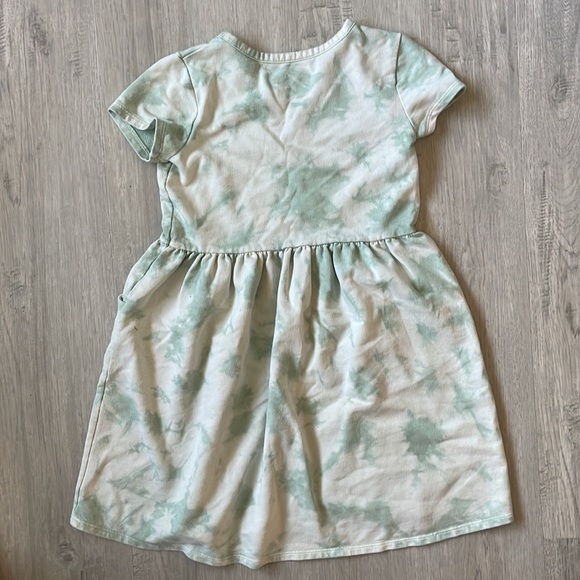Cat & Jack Girls Tie Dye Green Girls Dress Medium (8) - Picture 3 of 3